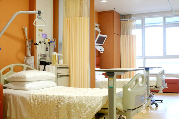 香港嘉诺撒医院试管婴儿收费贵吗