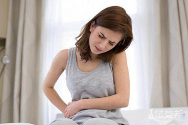宫外孕症状早期腹痛哪个位置