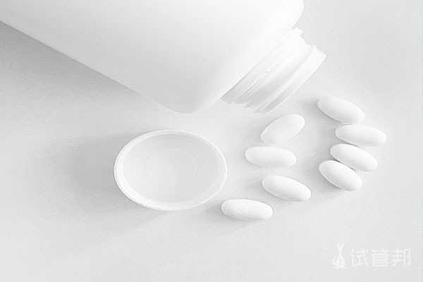 1e5e21378c86e74f91be3013553006bb.jpg 内分泌失调长痘痘怎么办