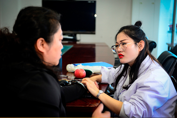 855eb5e470858deda31944fcd9d254e7.jpg 42岁试管婴儿备孕二胎,养囊是关键