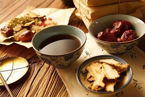 f26688105066abcb5294fea52dec0d45.jpg 吃什么药可以催经