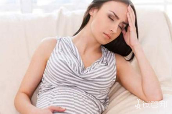 43d36aa689fc12dcc2c2c91004aabfb7.jpg 怀孕六个月白带发黄是怎么回事