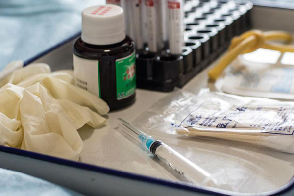 8212778067b549fb2aaa983ef30b9b3d.jpg 试管婴儿费用贵吗