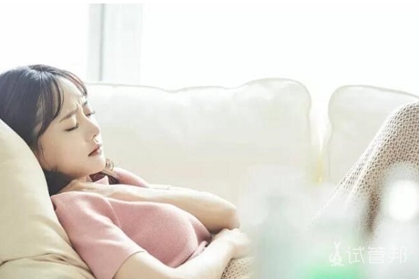 46a2ace000d1c390a6611a142c950b7a.jpg 出现输卵管堵塞会导致不孕吗?