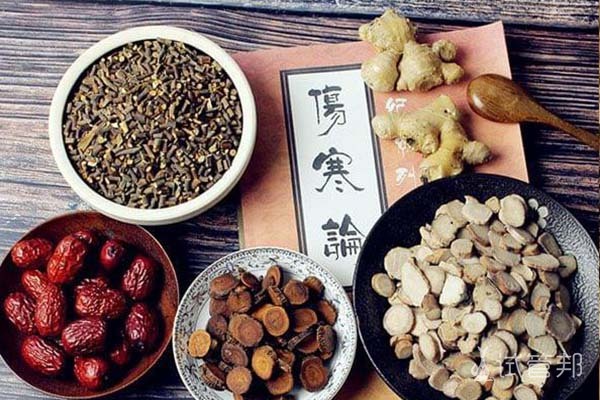 8c38f7dea8f3a6d723bdfc7b890328d6.jpg 六味地黄丸的功效与作用是什么