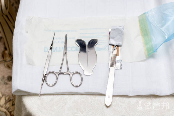 cf3182d1f2d6d06b91815f6c5d8d7c55.png 包皮环切术是什么?