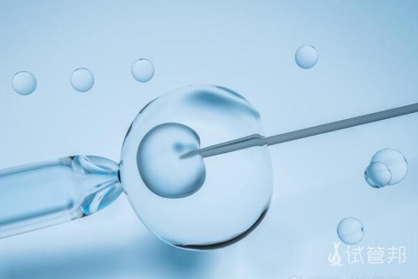 输卵管积水能不能做试管婴儿？