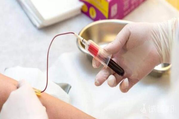 f7e5e53a2506f1497351780faab3137a.jpg 甲胎蛋白正常值多少?