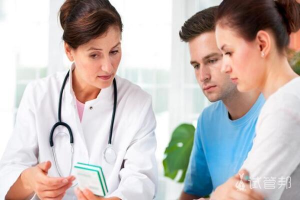 2014f41262081ace69eca56efc804e4b.jpg 高泌乳素血症的表现有哪些