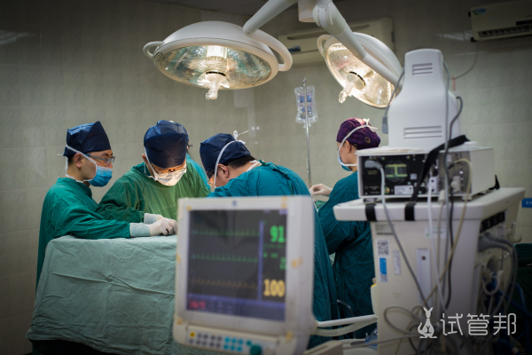 c276781ad3df1e3620dae59f50dea235.jpg 黄体破裂手术费用