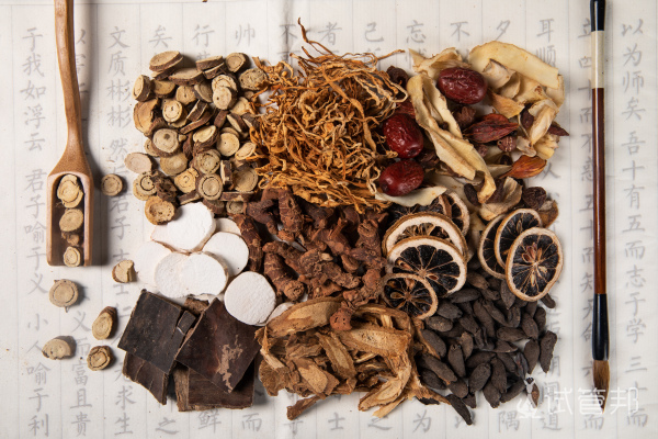 593e5fa9924806bdffd36290c0e9de86.jpg 当归四逆汤的证候特点是什么