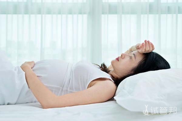 女性怀孕前三个月可以同房吗
