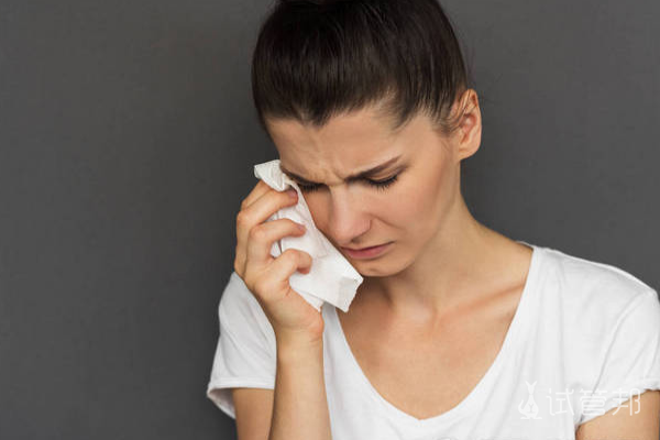 f8011226fdb02e331ad90aca9906479b.png 该如何缓解孕早期的症状