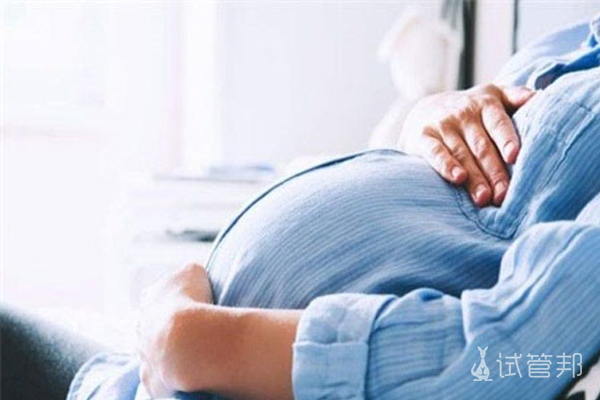 孕期暗示你生男孩的25个征兆