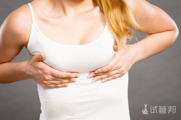 0fbef46e5573a0730e1616102690c489.png 卵巢早衰调理期间能同房吗