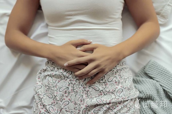 d7cd40c79c029bc9d83b088483f7441b.jpg 着床出血的原因有哪些