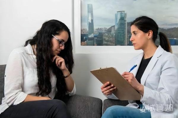 4a8bf236424e0fb3b3902a5ddb650299.jpg 试管婴儿移植单胚好还是双胚好