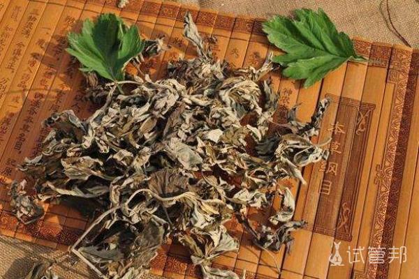 b6687fbbcd8982075f4c07cc1810491e.jpg 外阴白斑从哪些方面可以消除外阴白斑