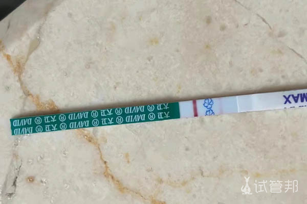 38岁在邯郸市中心医院做试管婴儿怀上龙凤胎