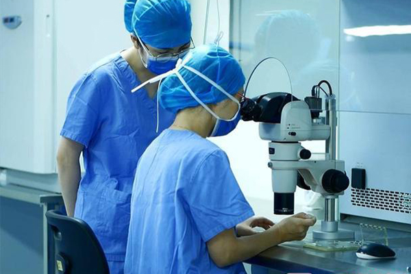 b086d2bed68d98f8fa031d043435fd55.jpg 广州中山大学孙逸仙纪念医院试管婴儿费用高吗