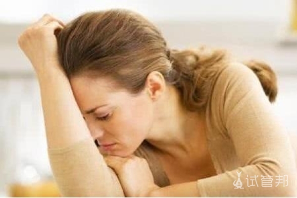 9a83f033fa8533091aafa6f0a5b9cb91.jpg 排卵期出血正常吗