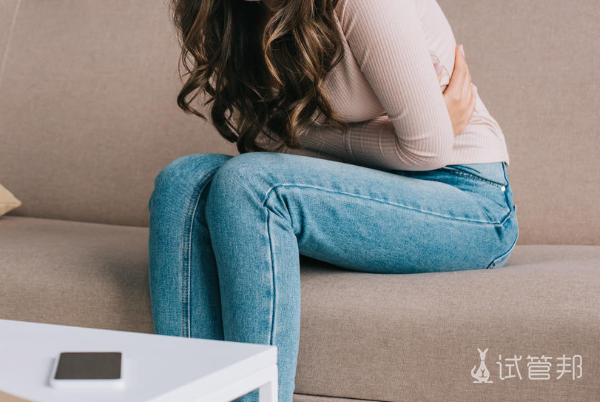 fa0935278ff14e0d7bab6940cda5153b.png 女性尖锐湿疣早期症状有哪些