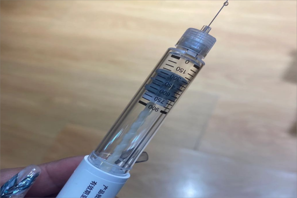 5776cebe32f7ade050dbb31d86eb66a6.png 一代试管婴儿取卵真的有些痛