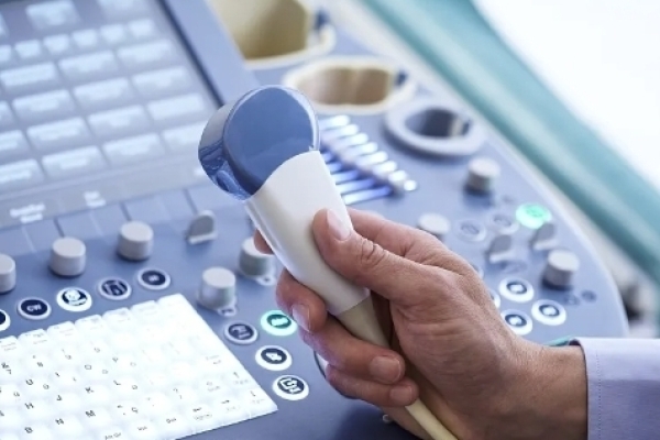 69d9e049d8602fcf42efabaeb6b240fb.jpg 阴超与阴道镜的区别是什么