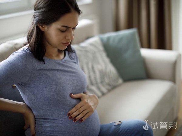 b91995cb1bc42bd482754043249fe978.jpg 葡萄胎的原因有哪些