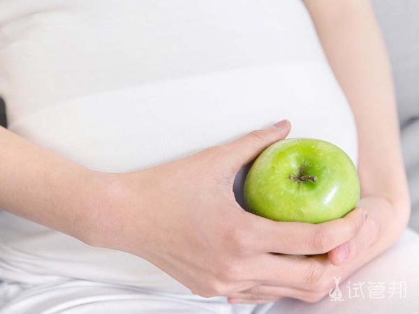 bdbc7c2abf177a98de41aabc627360a6.jpg 葡萄胎对身体伤害大不大
