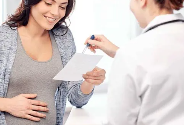 50岁北京借卵子生子后北京女人过了30警惕子宫肌瘤