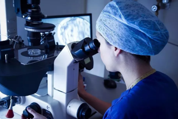 29cafc3cac237f055d3e59ea400ef97e.png 试管婴儿染色体异常的原因有哪些