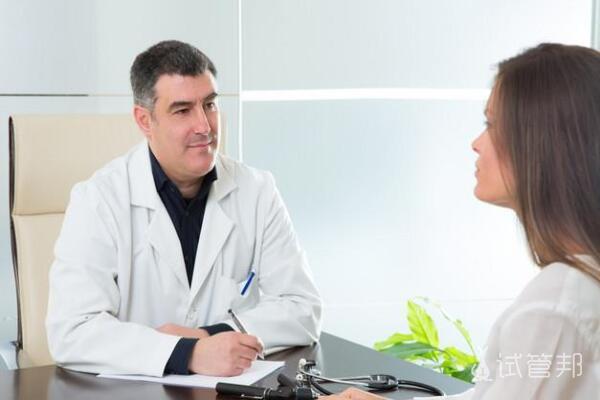 105390dd4d9b12d14e25f7d9a31b7edc.jpg 高龄女性试管婴儿有风险吗