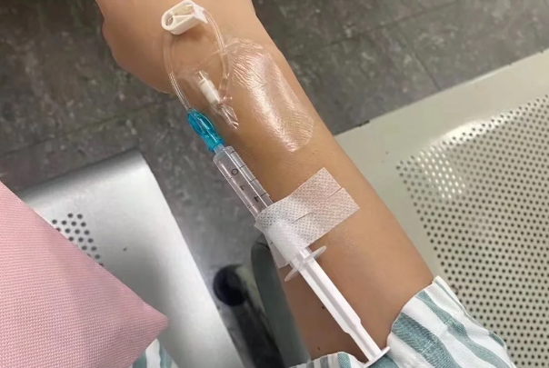 5a28cdfadbf9d185d34d145243f2a5c9.png 备孕三年无果最后通过试管婴儿顺利好孕