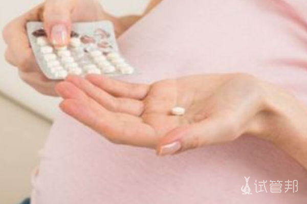 ac75f41f4739502313a1dc878f269ced.png 孕酮低于15吃地屈孕酮片吃多久孕酮升高