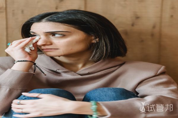 ac93a4ab51af2d1d188eccd799c1c6e6.jpg 卵泡破裂出血是什么原因