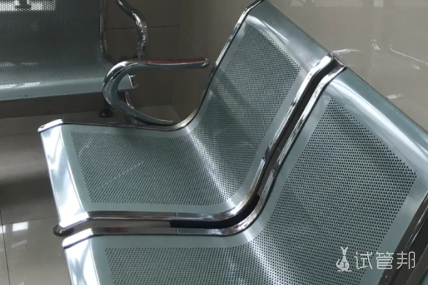 1549cad6b0d3d1e680a8b7ef1d280a95.png 姐妹们发现这4个症状表现千万不要不在意