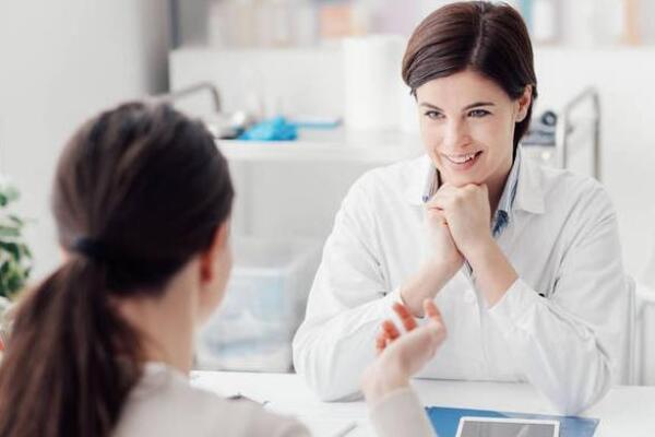 335ecba6dea5d1a8dc067f74c14e2c2c.jpg 卵巢性不孕的原因有哪些