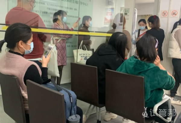 ca50a86ad31fe8759dc9d15a355a7194.png 孕期因宫颈息肉出血我到底该辞职还是继续上班呀