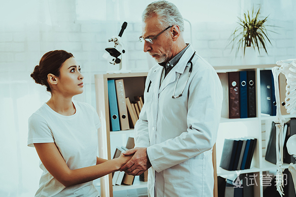 4d098b50d2ce1e2f43f7d043592149fb.jpg 内膜薄宫腔灌注做几次比较好