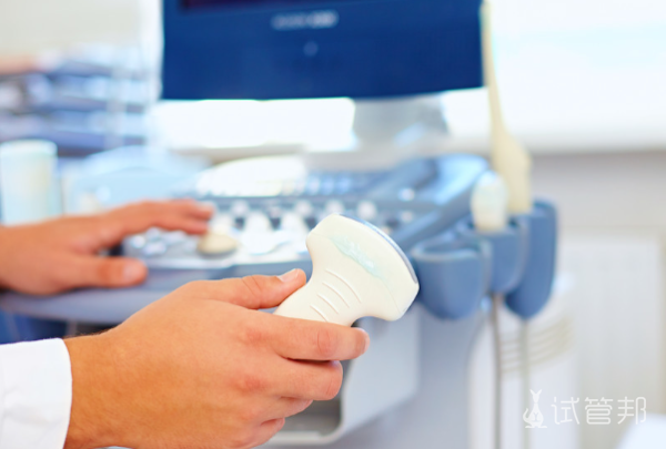 55614d6365ba40dcb5dd485d12f4d930.png 大排畸和四维的区别是什么