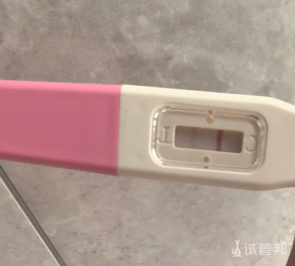 0df38b8b2f69c250f2aef0d1f5859f99.png 做试管婴儿前一定要做好功课