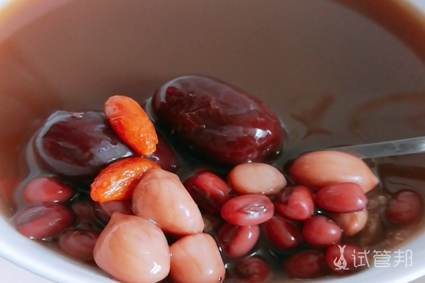 e3aca032b5bf2758b7d89922871737b7.png 五红汤食材有哪些