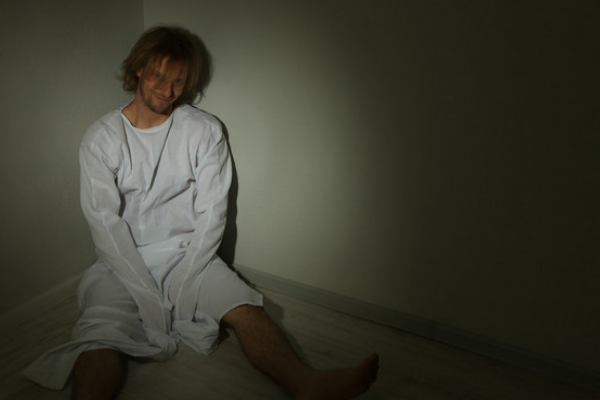 偏执型精神分裂症对个人有哪些影响