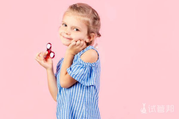 eb9b6f036ffb45569a801ad3f99d43a5.png 多动症儿童的表现有哪些