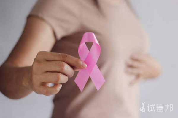 f545b02369cd0cca0778ec193566856d.png 乳腺癌早期可以痊愈吗