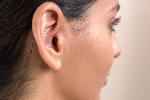 46bff27a22b9061556efa0646118974b.png 突发性耳聋有什么症状