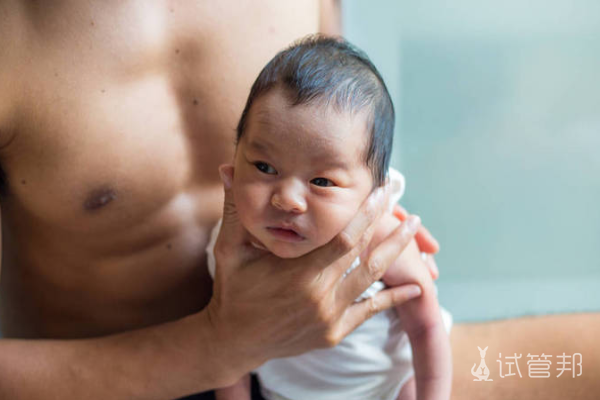 e03ec6f72d37e8fe127916991923112b.png 苯丙酮尿症孩子能被治愈吗