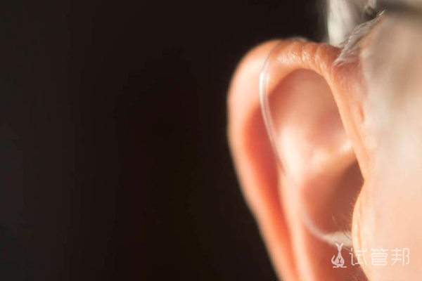 e0e059d4f889c31d15bd6b8a2b635b69.png 耳朵聋和什么有关