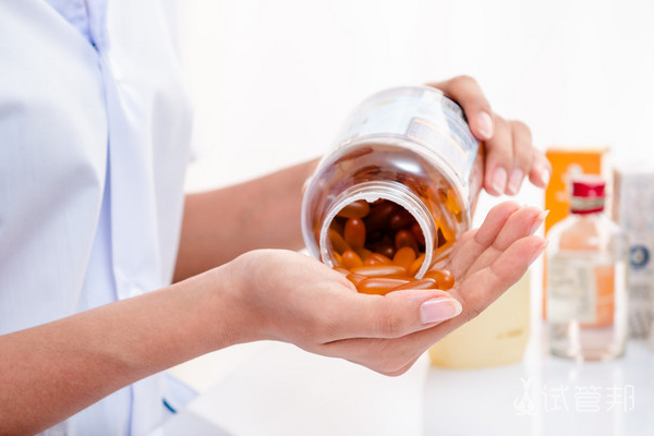 ca1c6280ac9631e29414d55d075228d6.png 哪些人不能吃黄体酮胶囊